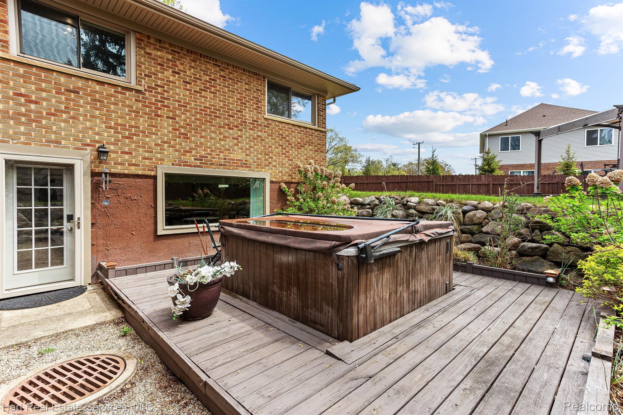 37801 PLYMOUTH Road
