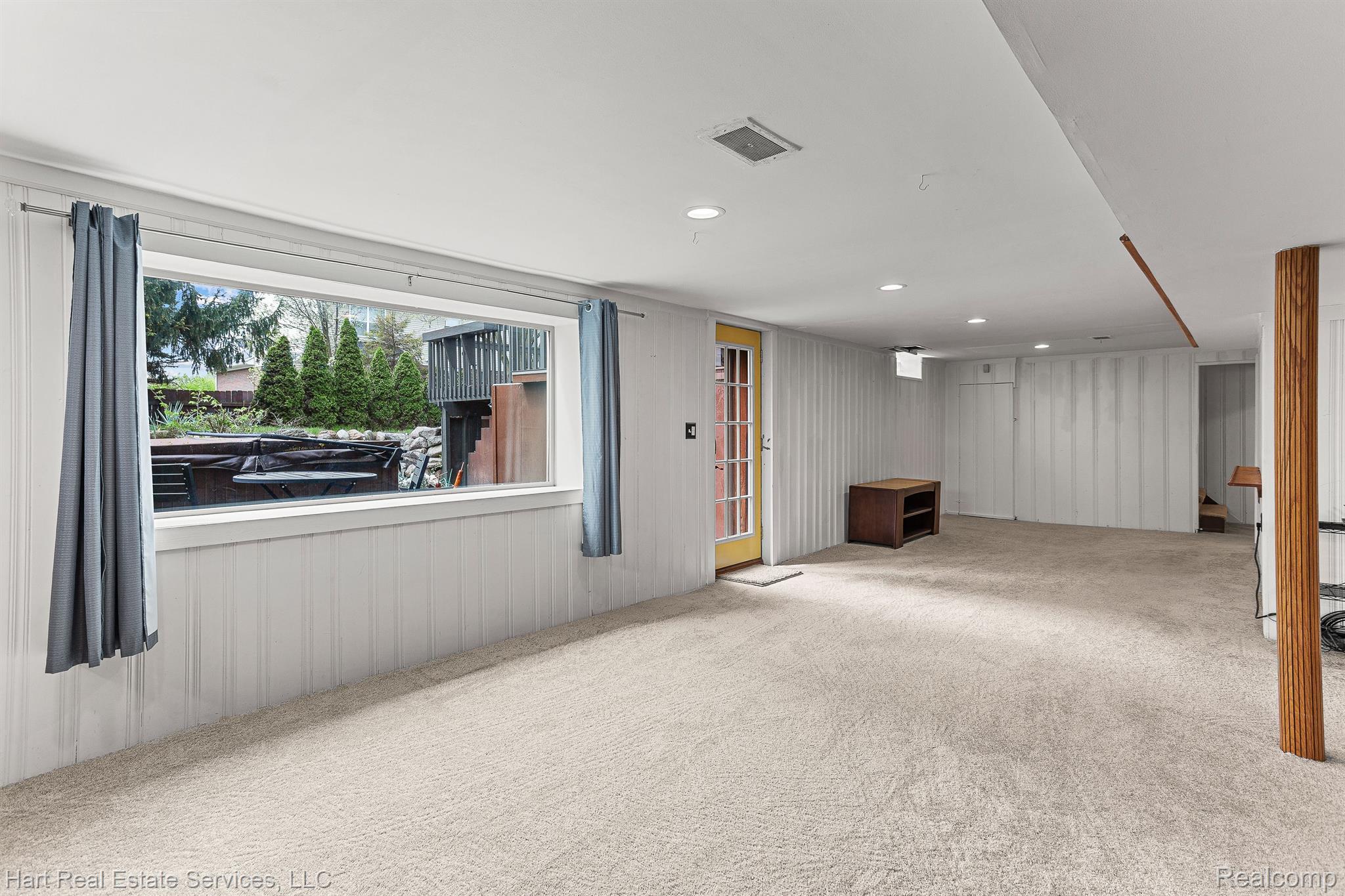 37801 PLYMOUTH Road