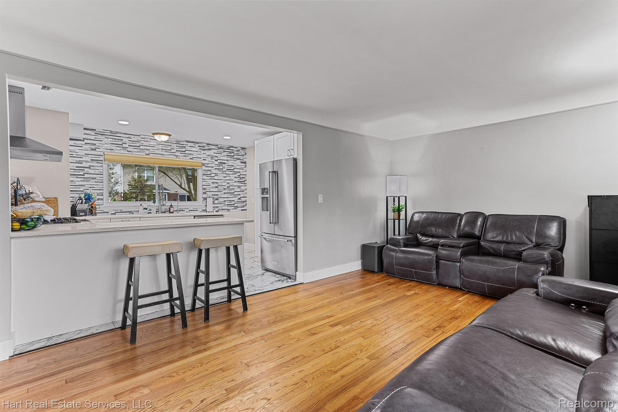 37801 PLYMOUTH Road