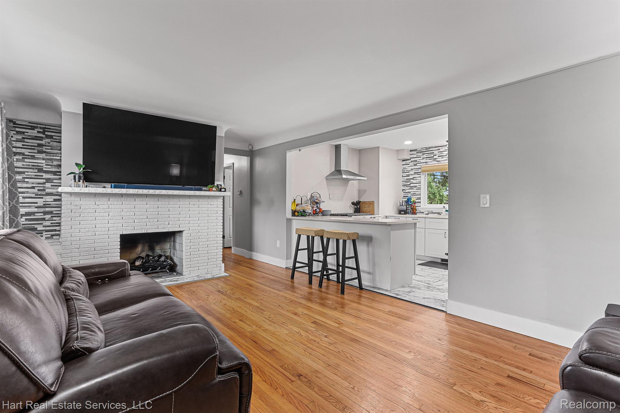 37801 PLYMOUTH Road