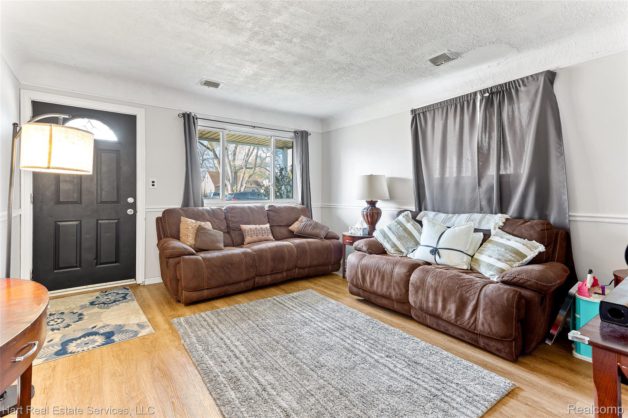 7235 Mortenview Drive