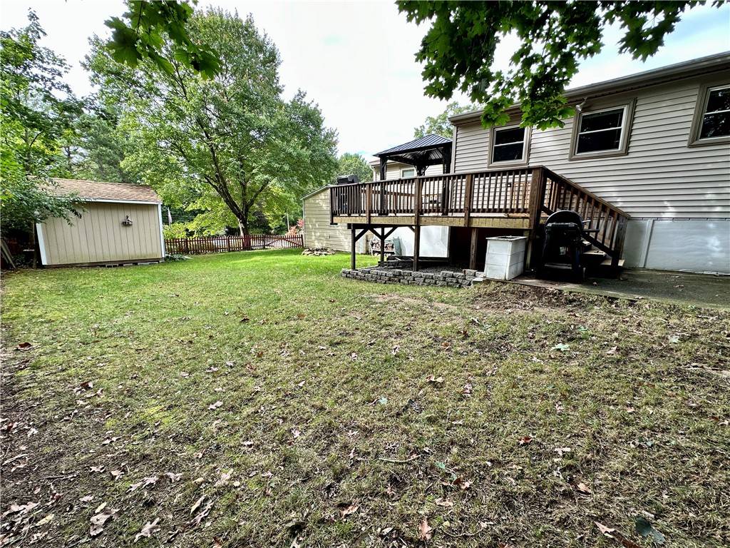 2 Hopkins Court