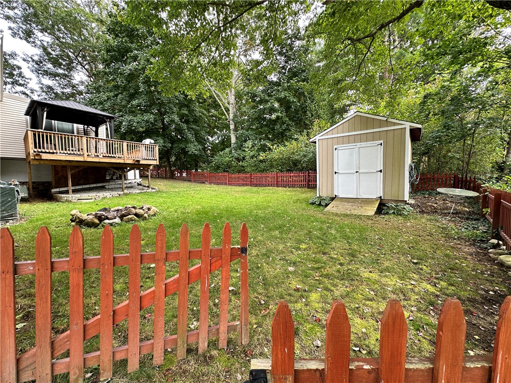 2 Hopkins Court