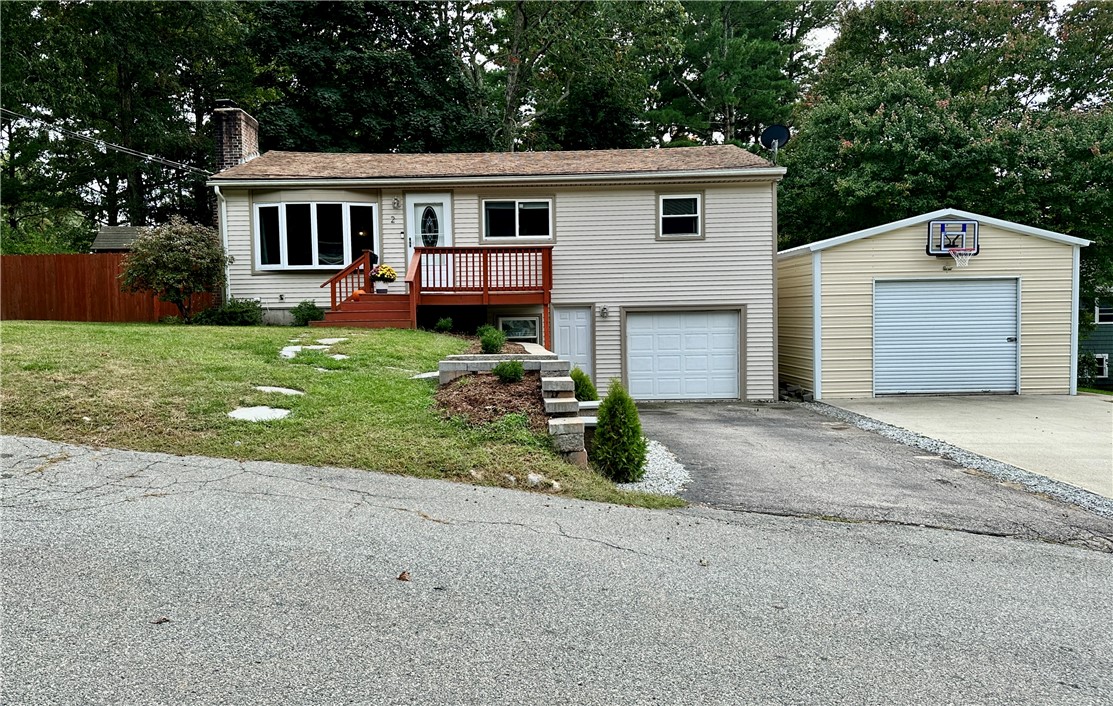 2 Hopkins Court