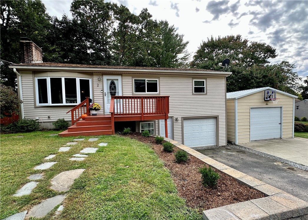 2 Hopkins Court