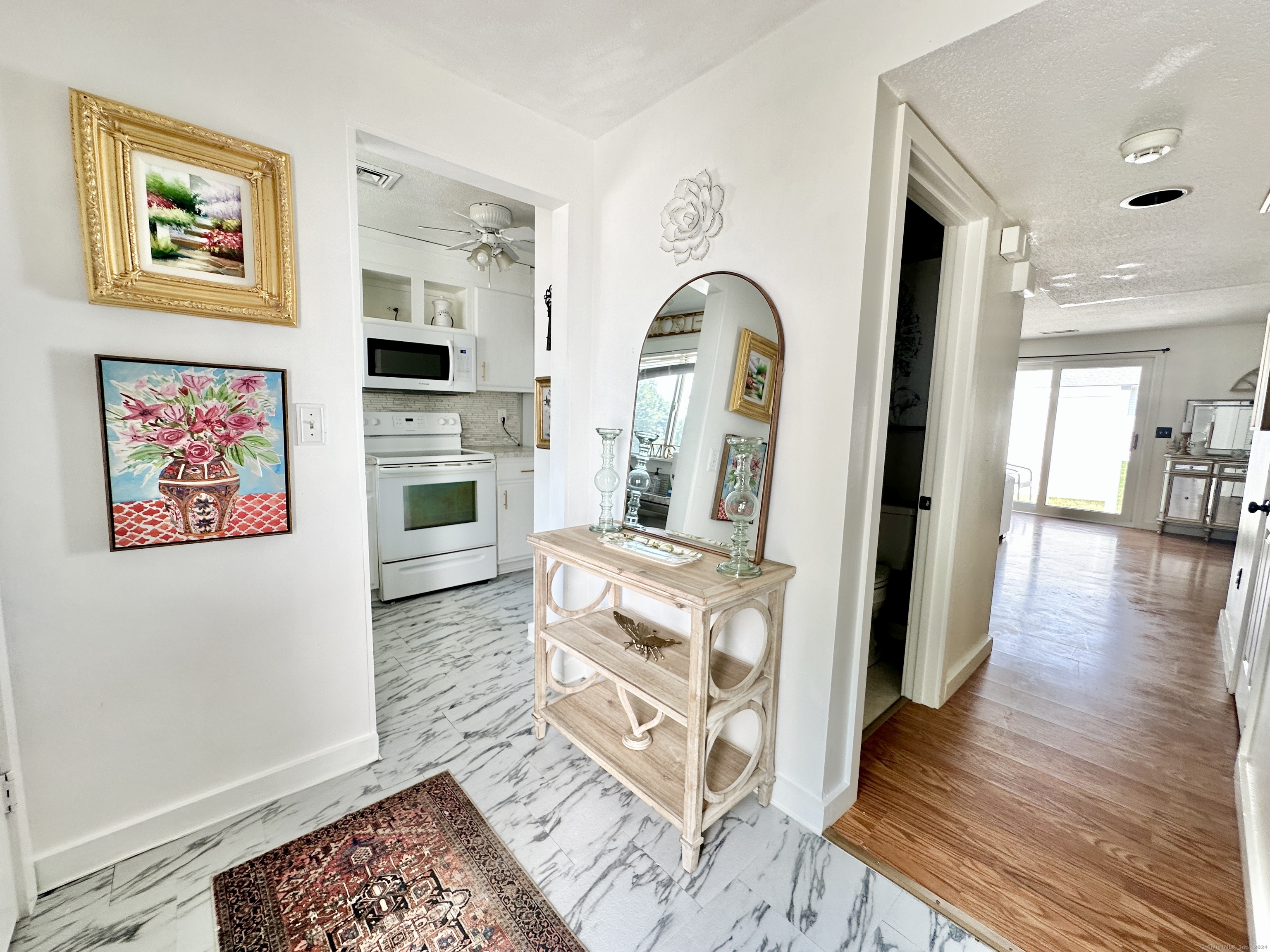 63 Perry Street 108