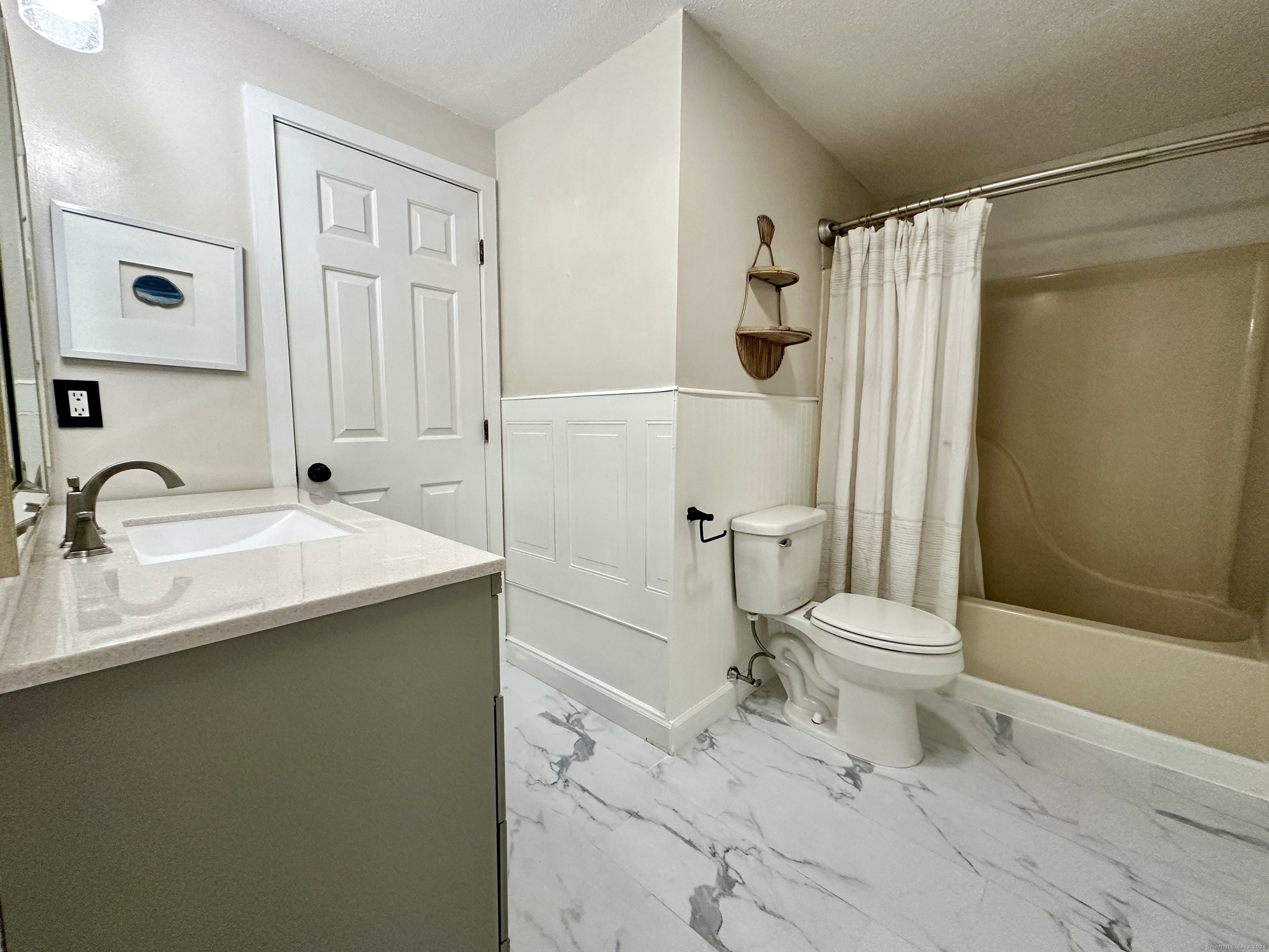 63 Perry Street 108