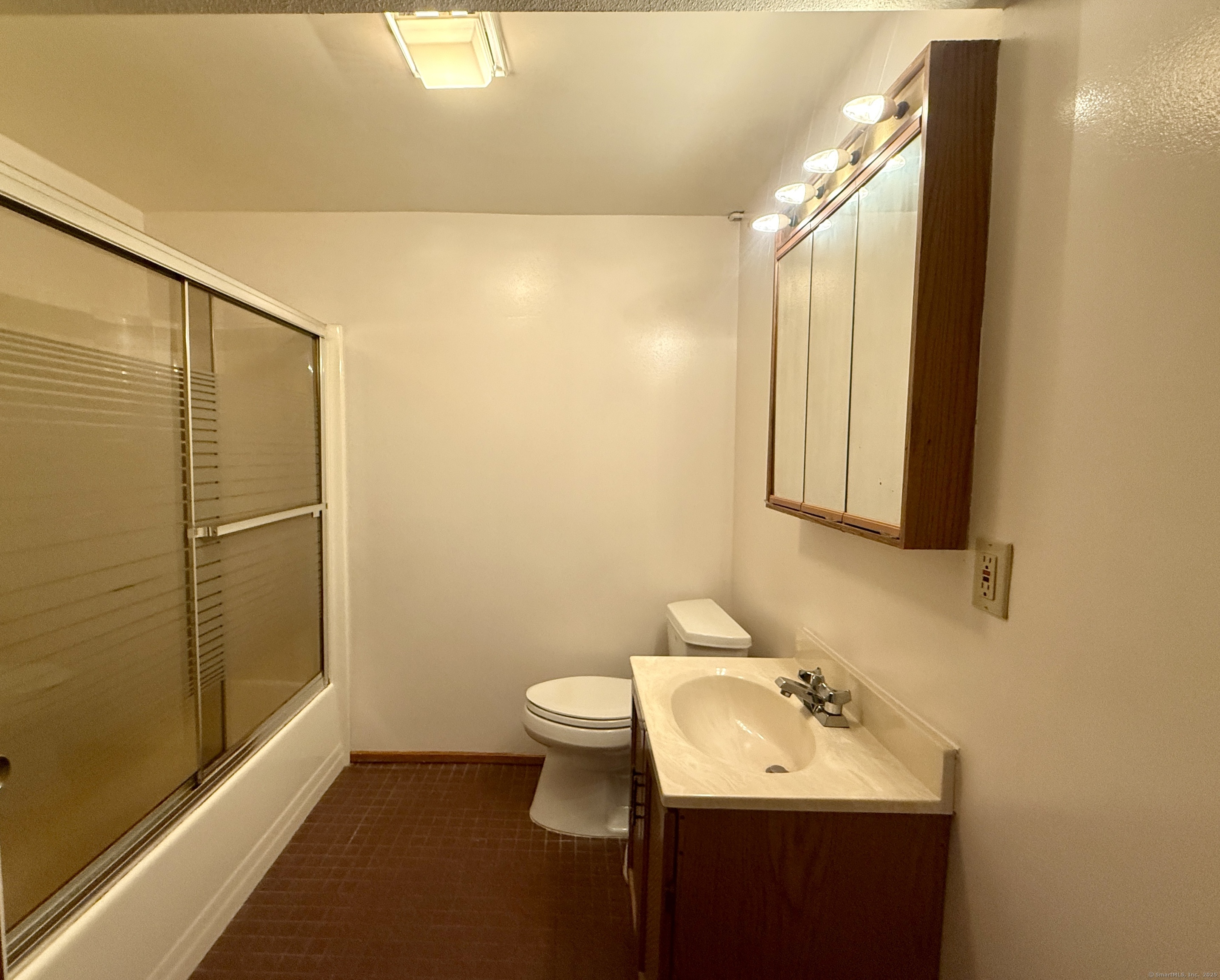 52 Brookline Drive