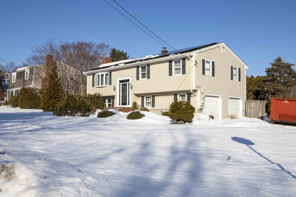 795 Old Warren Rd
