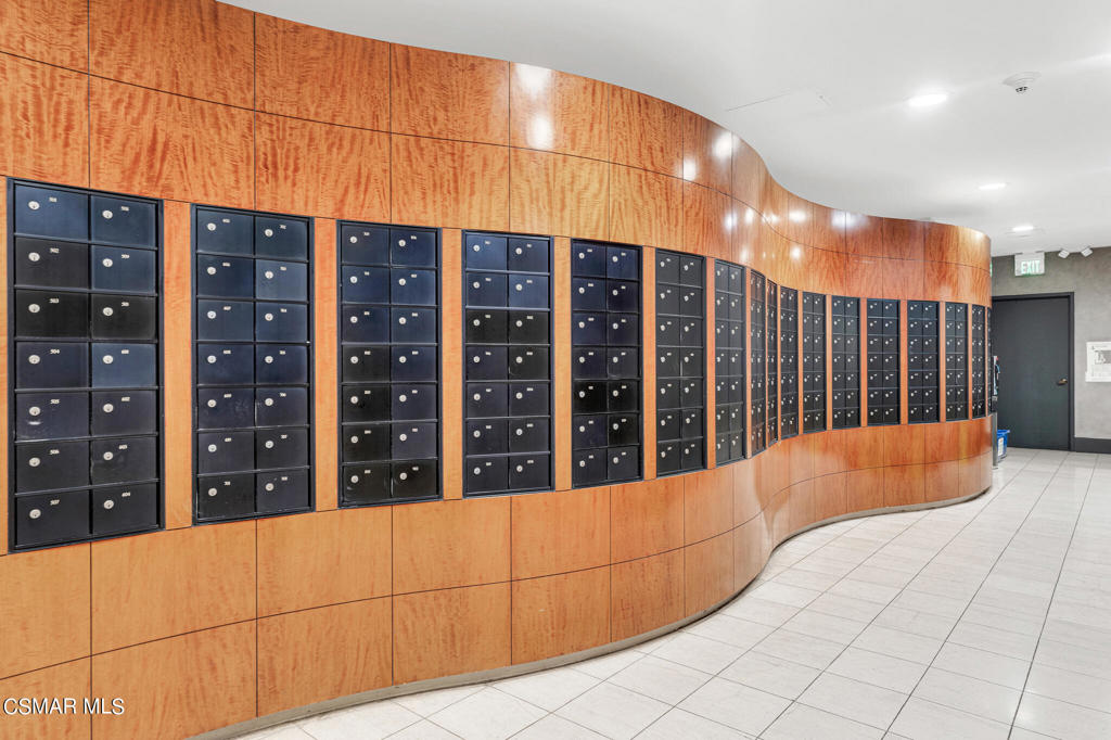 800 W 1st Street 1405