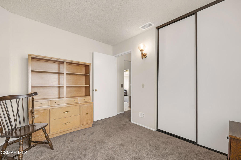 2375 Oak Haven Avenue