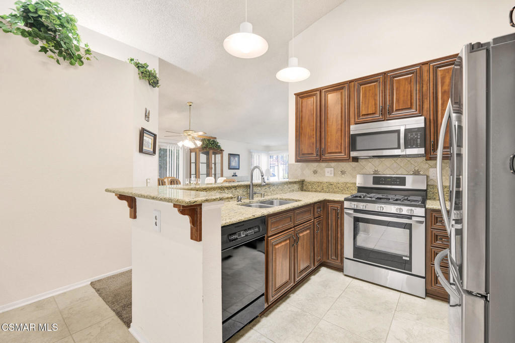 2375 Oak Haven Avenue