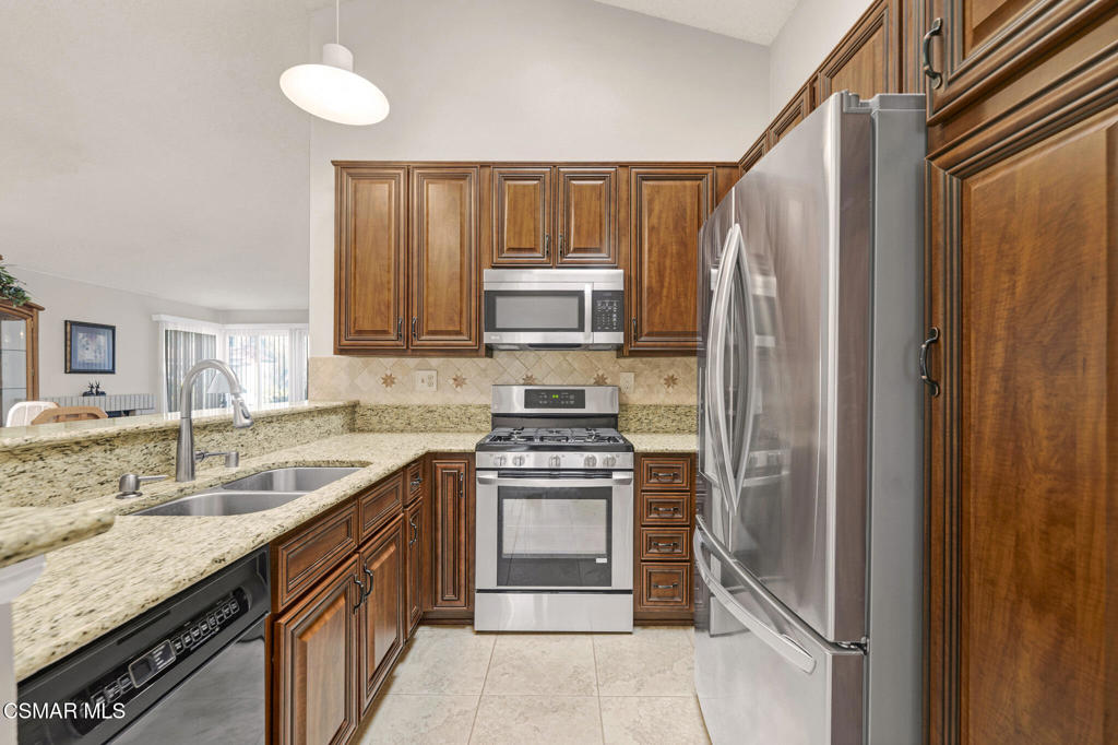 2375 Oak Haven Avenue