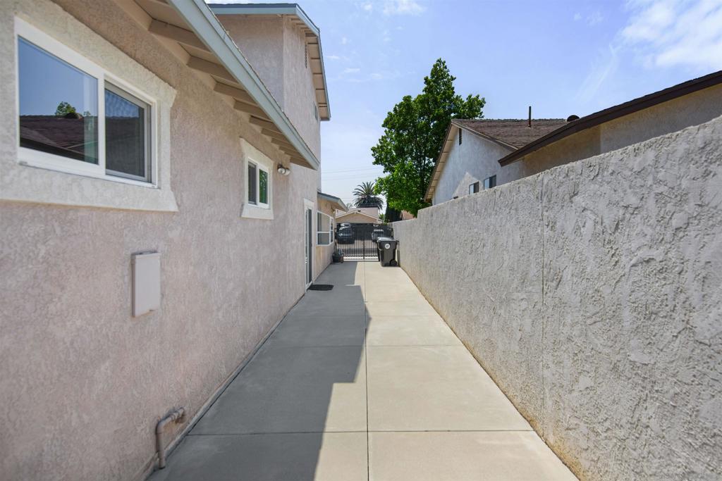 6777 Dakota Ave