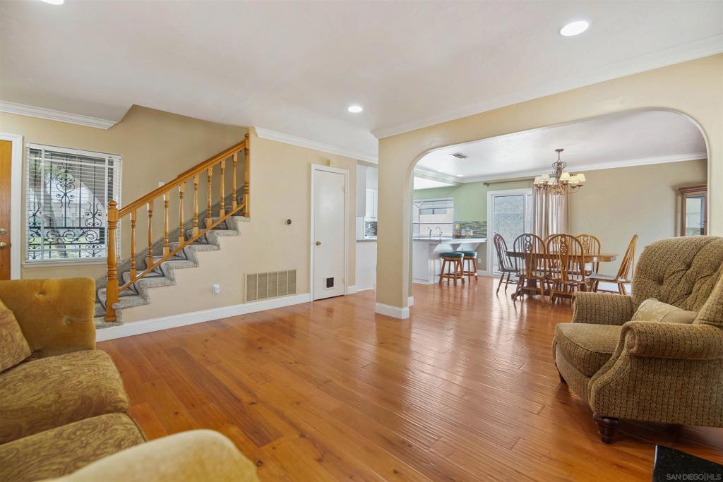 6777 Dakota Ave
