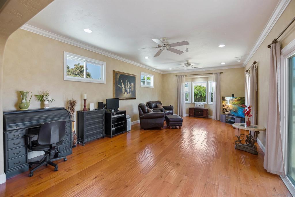 6777 Dakota Ave