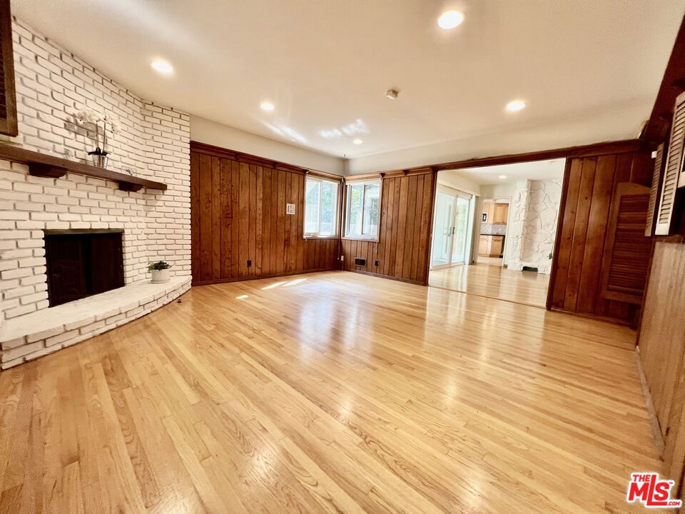 1008 Westholme Avenue