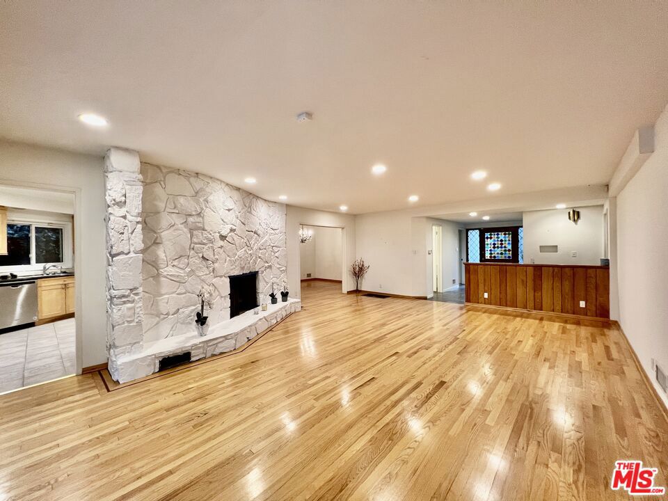 1008 Westholme Avenue
