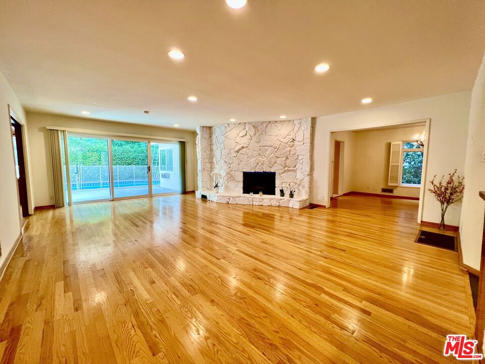 1008 Westholme Avenue