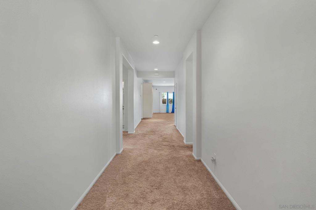 3106 S Plymouth Paseo