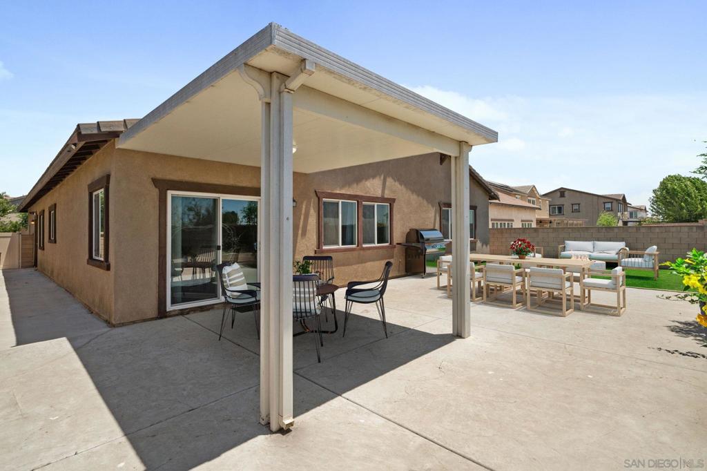 3106 S Plymouth Paseo