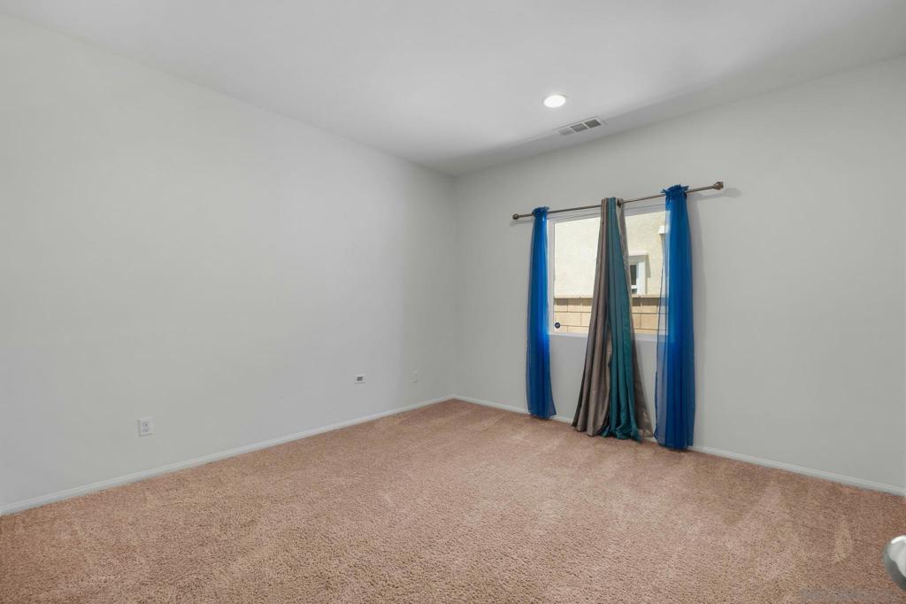 3106 S Plymouth Paseo