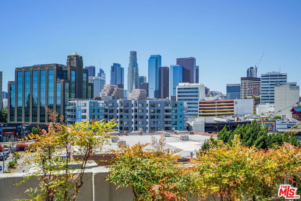 100 S Alameda Street 113