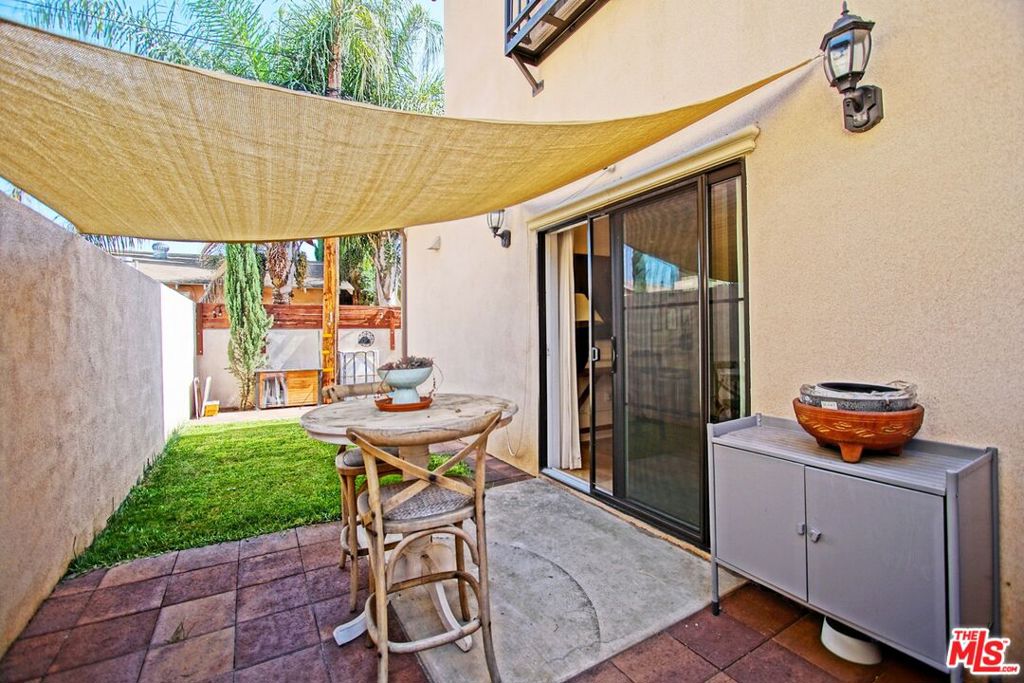 1958 S California Street D