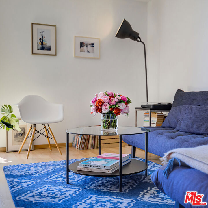 100 S Doheny Drive 710