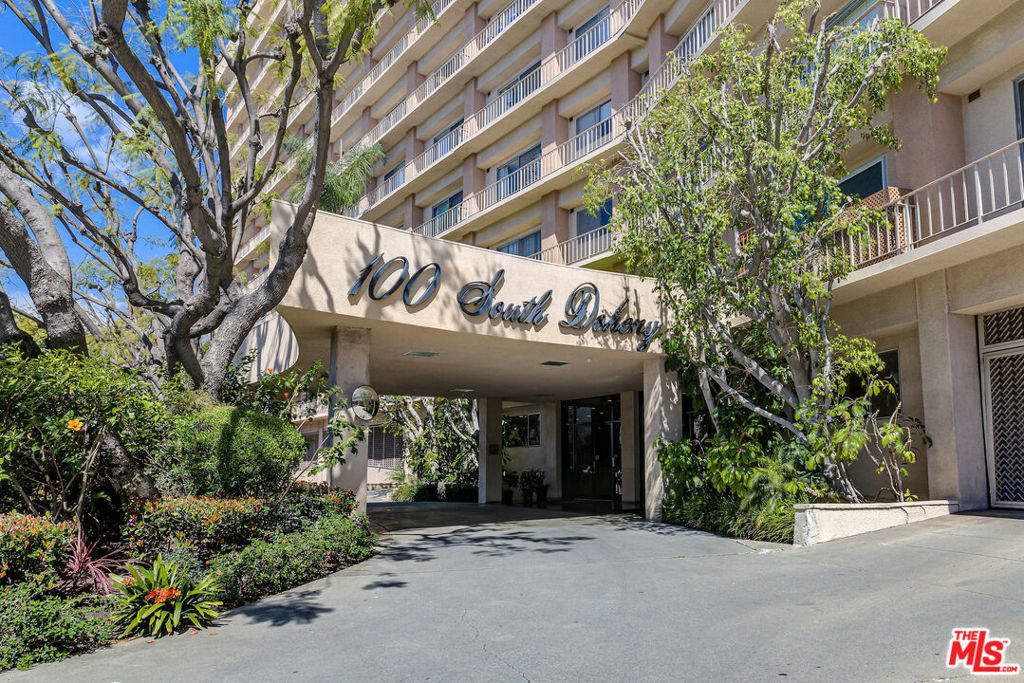 100 S Doheny Drive 710