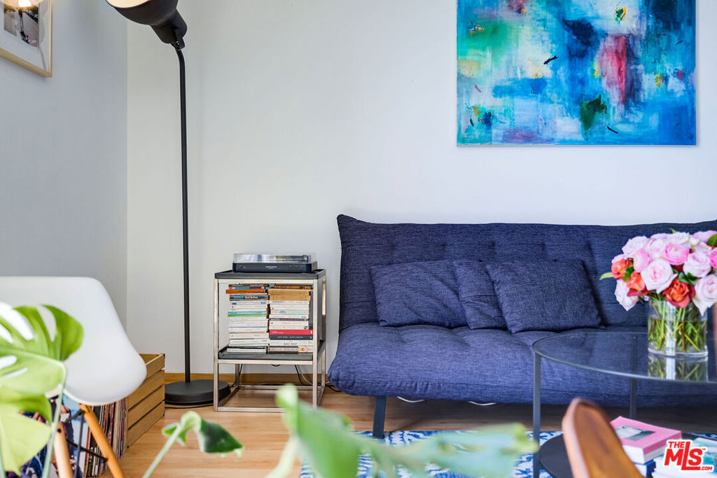 100 S Doheny Drive 710