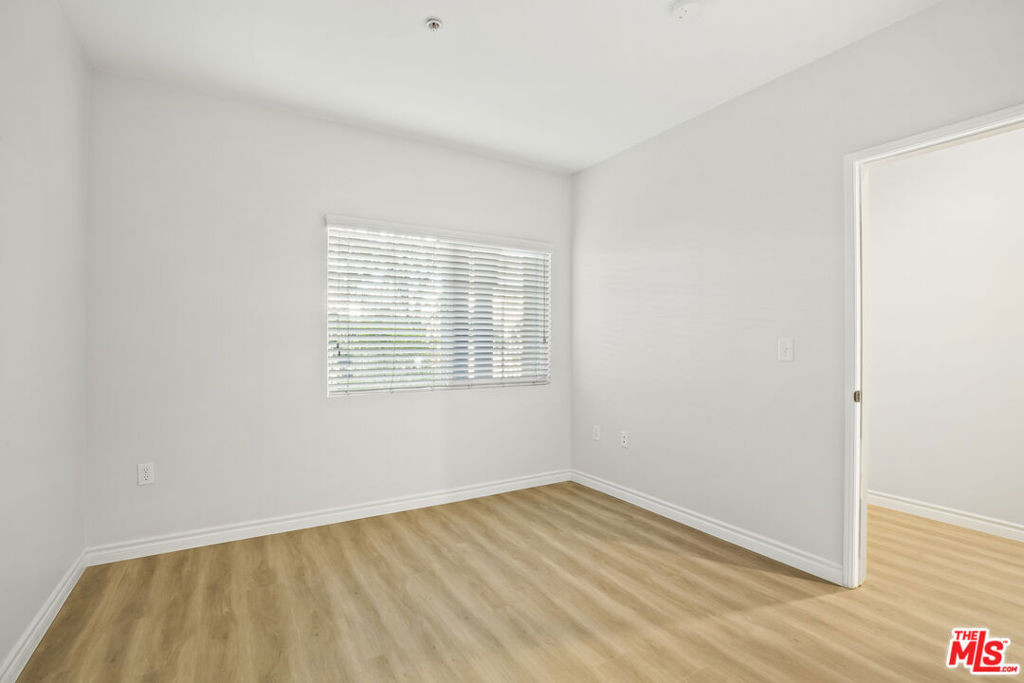 1901 N Buena Vista Street 02-311