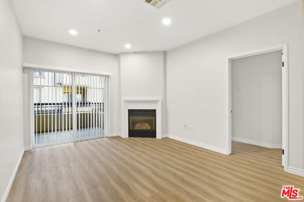 1901 N Buena Vista Street 02-311