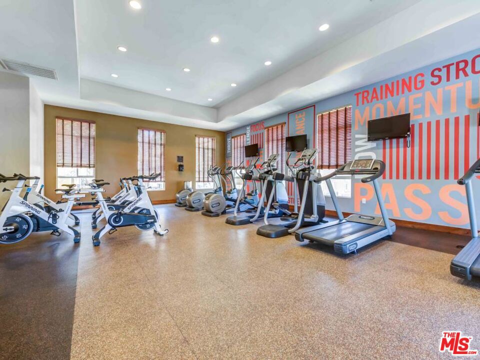 1901 N Buena Vista Street 02-311