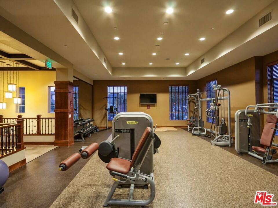 1901 N Buena Vista Street 02-311