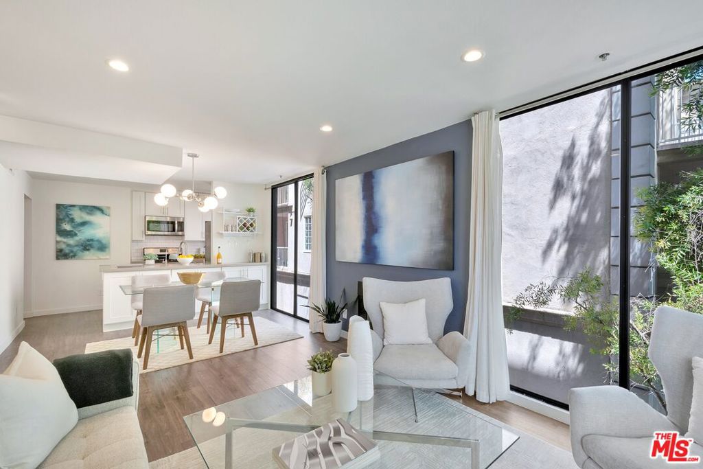 869 S Wooster Street 101