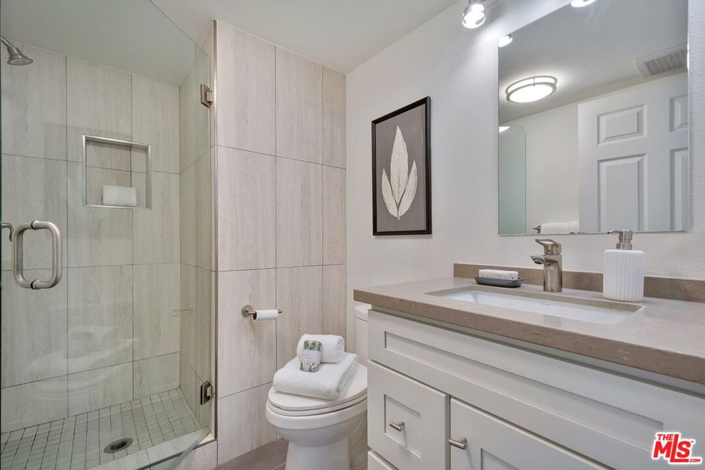 869 S Wooster Street 101