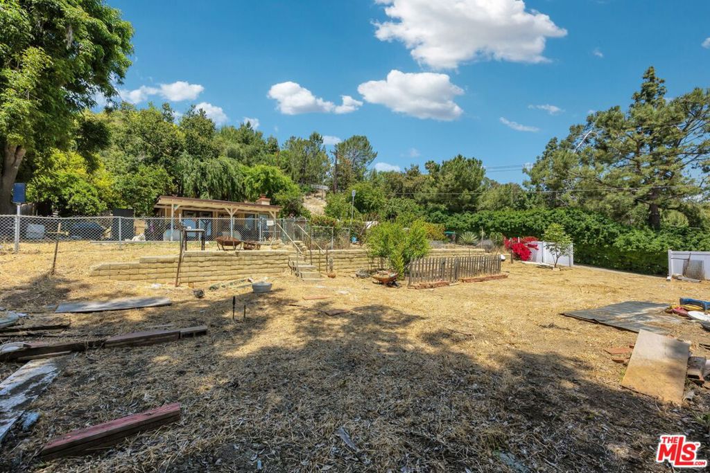 1399 N Shirlmar Avenue