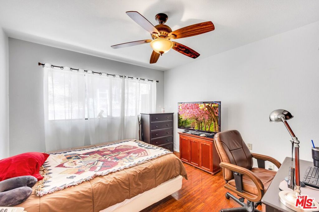 1399 N Shirlmar Avenue