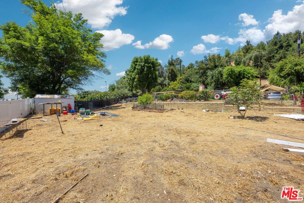 1399 N Shirlmar Avenue