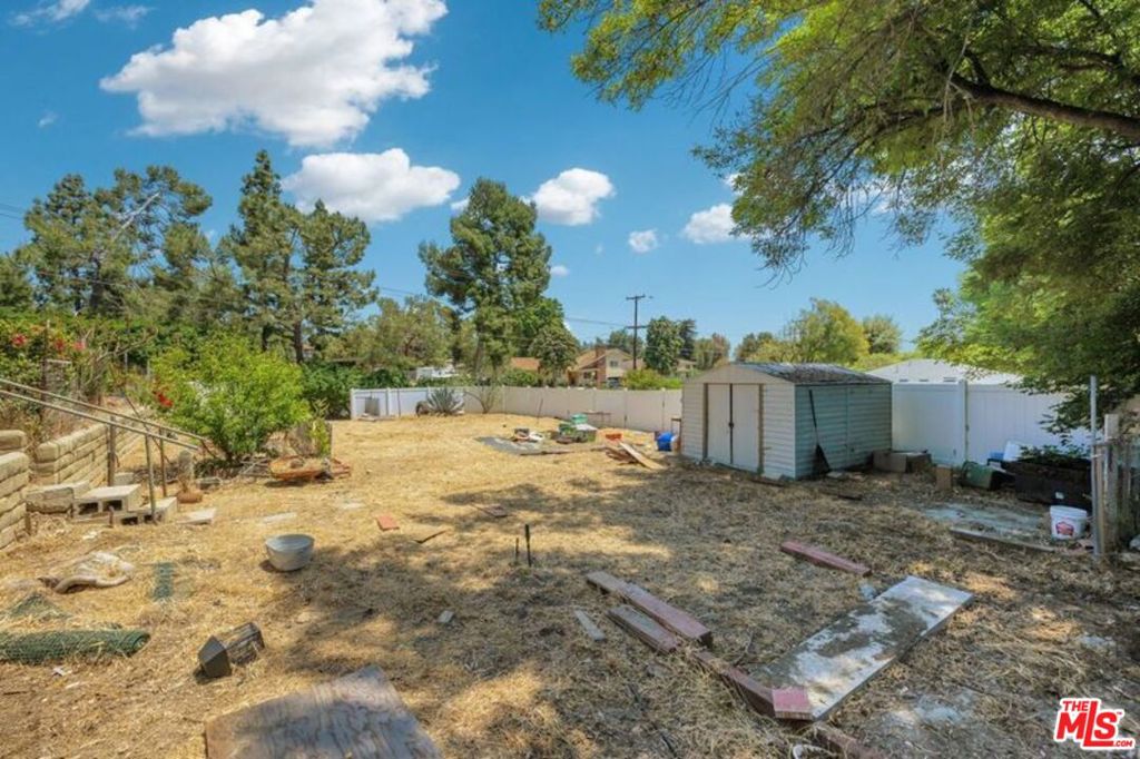 1399 N Shirlmar Avenue