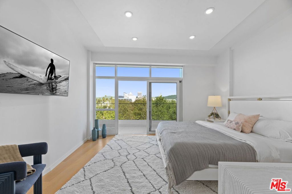 1705 Ocean Avenue 509