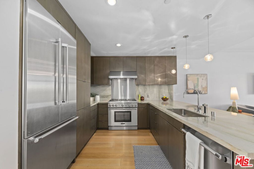 1705 Ocean Avenue 509