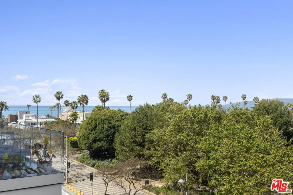 1705 Ocean Avenue 509