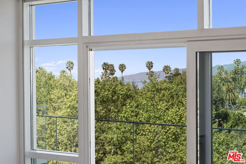 1705 Ocean Avenue 509