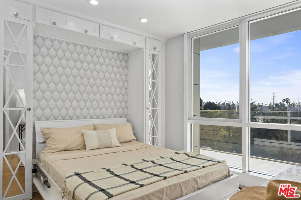 1705 Ocean Avenue 509