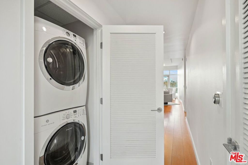 1705 Ocean Avenue 509