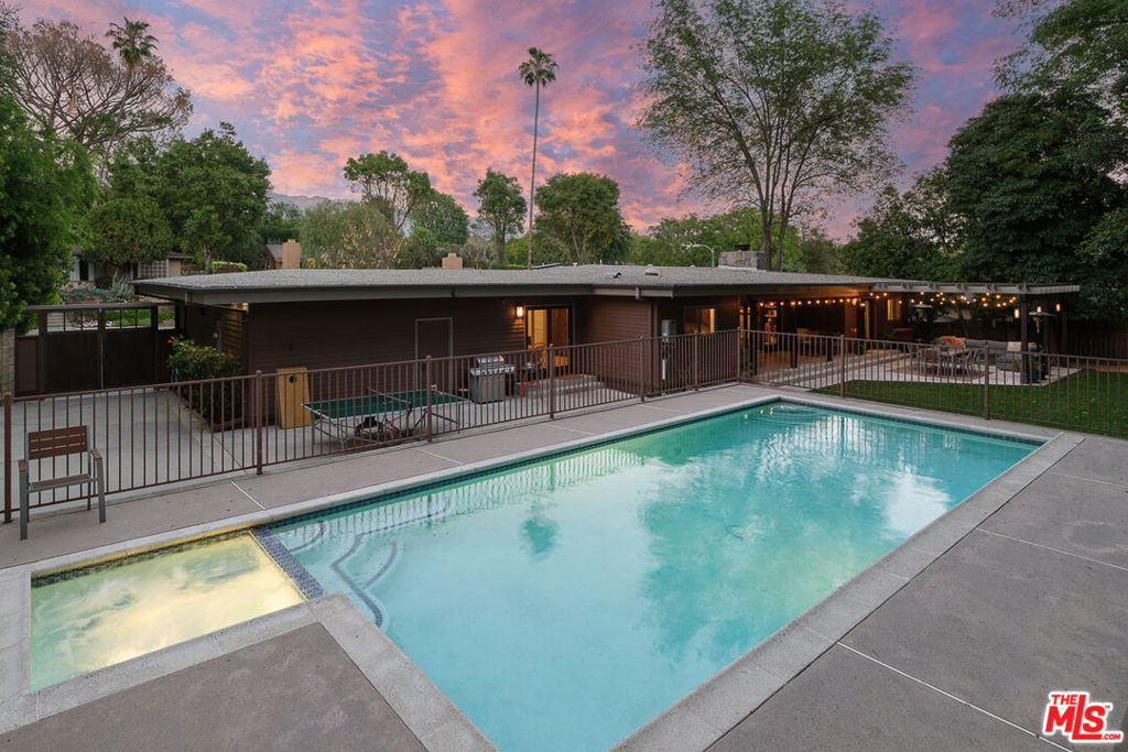 1530 Lancashire Street