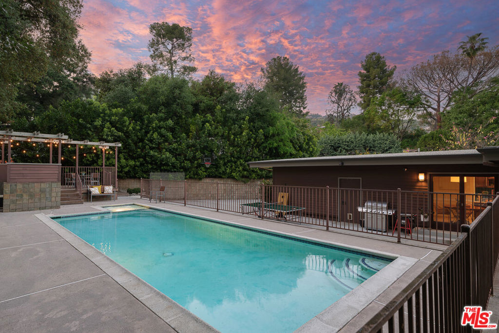 1530 Lancashire Street