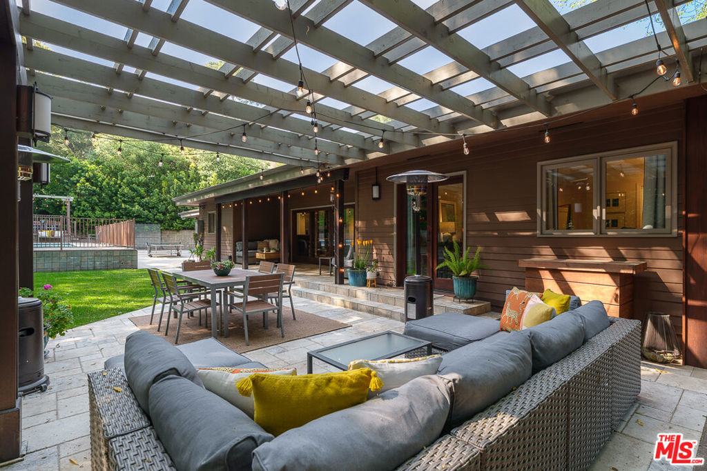 1530 Lancashire Street